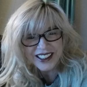 Meet your Posher, Paula